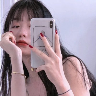 八个女人一台戏海报