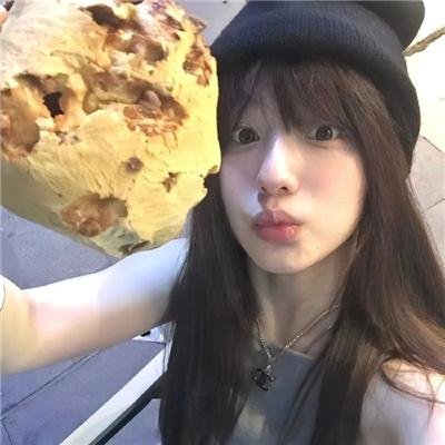 泰山和美人鱼海报